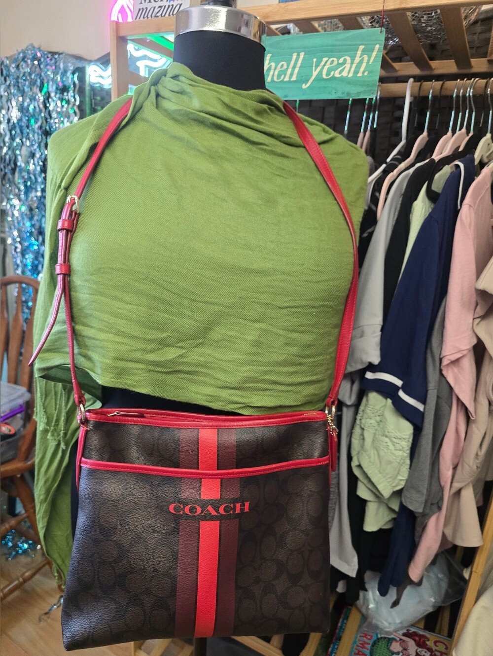 #0638 🧜♀️ COACH Red/Brown Messenger Crossbody Bag 11.5x9.5x3 Outer Slip Pckt